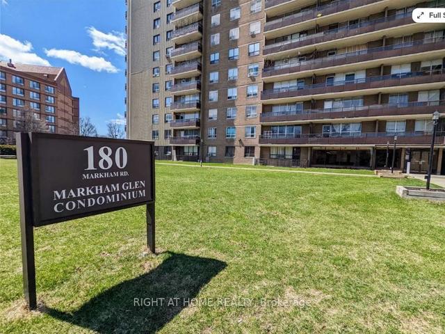 806 - 180 Markham Rd, Condo with 2 bedrooms, 2 bathrooms and 1 parking in Toronto ON | Image 1