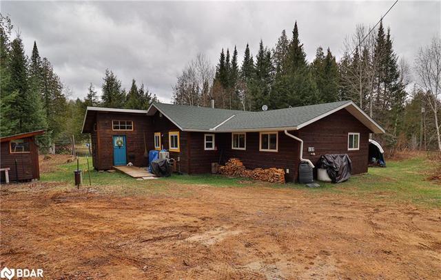 137 Lalonde Lane Lane, House detached with 2 bedrooms, 1 bathrooms and 10 parking in Greater Madawaska ON | Image 5
