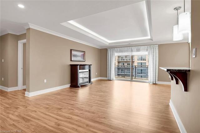 406 - 340 Sugarcreek Trail, House attached with 2 bedrooms, 2 bathrooms and 1 parking in London ON | Image 4