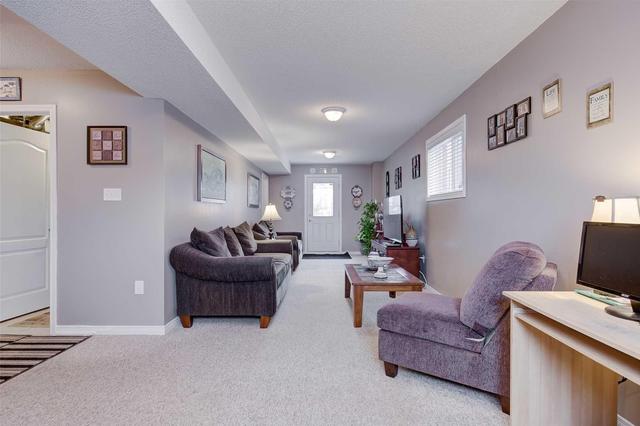 1301 Perniegie Cres, House detached with 3 bedrooms, 2 bathrooms and 2 parking in Innisfil ON | Image 14