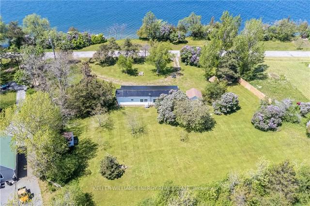 5062 Long Point Rd, House detached with 2 bedrooms, 1 bathrooms and 5 parking in Prince Edward County ON | Image 31