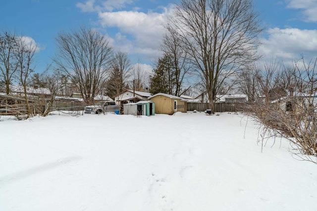 34 George St, House detached with 3 bedrooms, 1 bathrooms and 4 parking in Orillia ON | Image 5