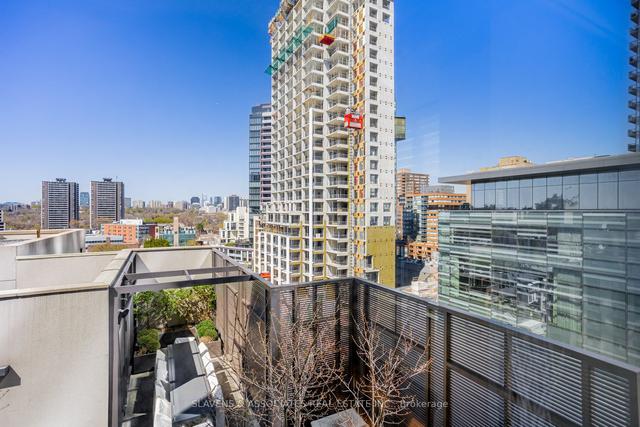 1002 - 68 Yorkville Ave, Condo with 2 bedrooms, 3 bathrooms and 2 parking in Toronto ON | Image 28