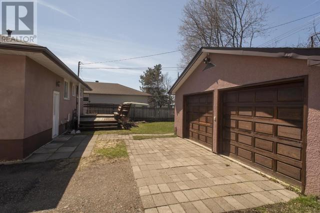 140 Cherry Ln, House detached with 4 bedrooms, 2 bathrooms and null parking in Thunder Bay ON | Image 21