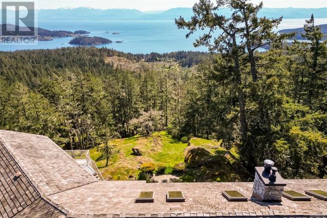 558 Wilderness Pl, House detached with 5 bedrooms, 4 bathrooms and 4 parking in Juan de Fuca BC | Image 1