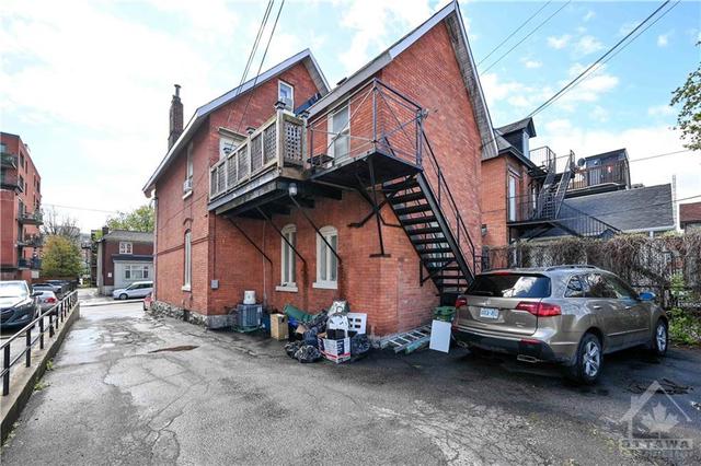 353 Waverley St W, House other with 0 bedrooms, 0 bathrooms and 4 parking in Ottawa ON | Image 30