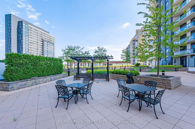 501 - 144 Park St, Condo with 2 bedrooms, 2 bathrooms and 1 parking in Waterloo ON | Image 9