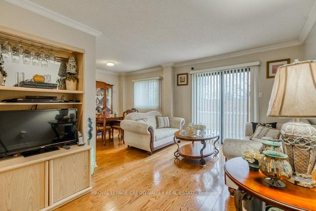 5937 Shandwick Pl, House detached with 3 bedrooms, 3 bathrooms and 7 parking in Mississauga ON | Image 12