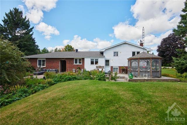 4425 Mcdougall Rd, House detached with 3 bedrooms, 1 bathrooms and 6 parking in Elizabethtown Kitley ON | Image 18