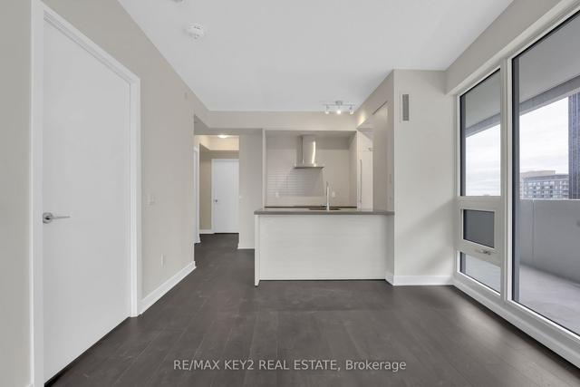 1009 - 2221 Yonge St, Condo with 2 bedrooms, 2 bathrooms and 0 parking in Toronto ON | Image 17