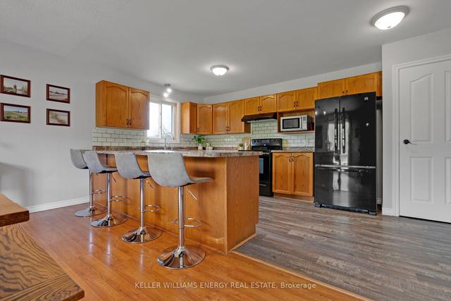 99 Willow Glen Dr, House detached with 3 bedrooms, 3 bathrooms and 16 parking in Kawartha Lakes ON | Image 7