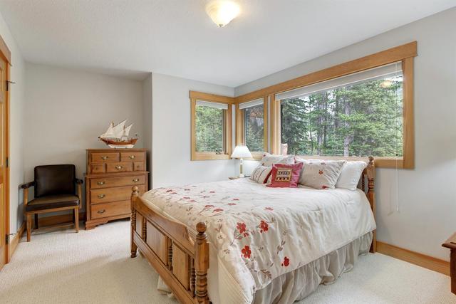 276 Eagle Terrace Rd, House detached with 5 bedrooms, 5 bathrooms and 5 parking in Canmore AB | Image 35