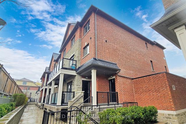11 - 196 Pine Grove Rd, Townhouse with 2 bedrooms, 3 bathrooms and 1 parking in Vaughan ON | Image 24