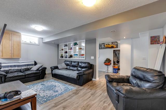 664 Midridge Drive Se, House detached with 5 bedrooms, 2 bathrooms and 2 parking in Calgary AB | Image 38