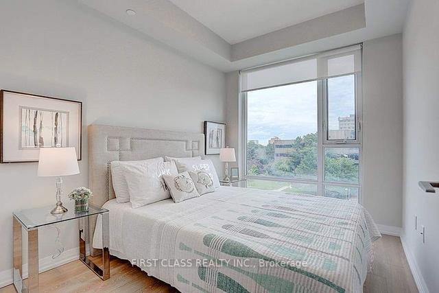528 - 55 Ann O'reilly Rd, Condo with 2 bedrooms, 2 bathrooms and 1 parking in Toronto ON | Image 4