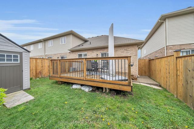 326 Keystone Cres, House attached with 2 bedrooms, 2 bathrooms and 2 parking in Hamilton ON | Image 28