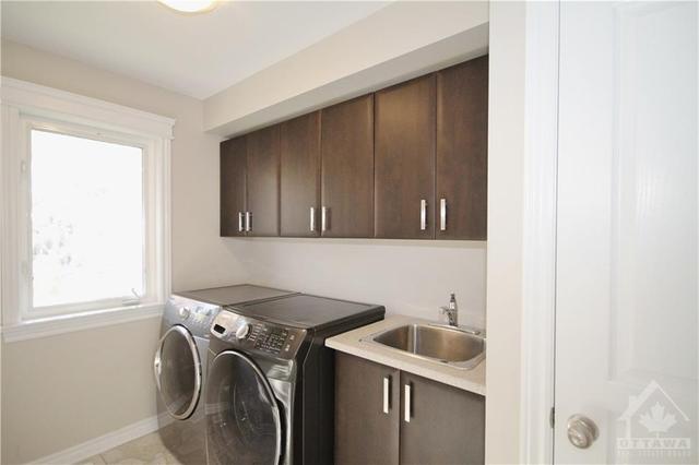 106 Brilia Private, Townhouse with 3 bedrooms, 3 bathrooms and 2 parking in Ottawa ON | Image 27