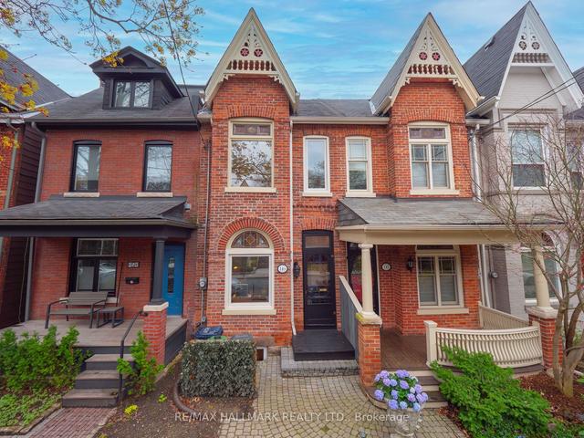 149 Simpson Ave, House semidetached with 2 bedrooms, 2 bathrooms and 1 parking in Toronto ON | Image 1