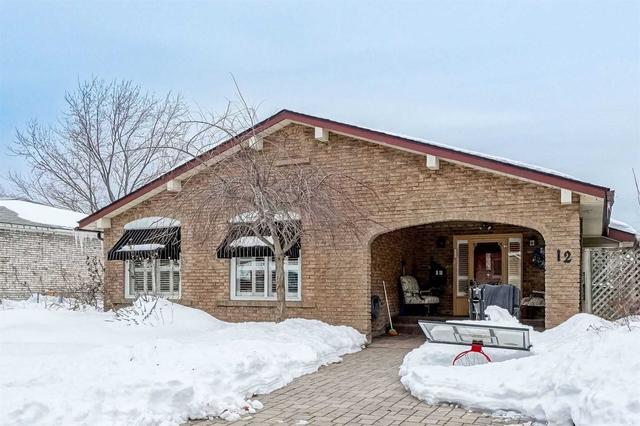 12 Rochelle Dr, House detached with 3 bedrooms, 2 bathrooms and 3 parking in St. Catharines ON | Image 1