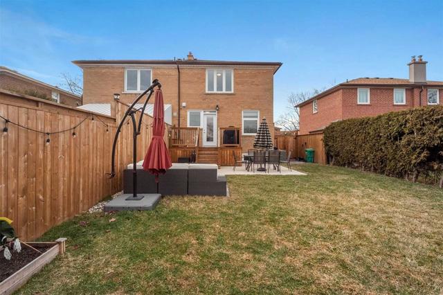 2186 Wiseman Ct, House semidetached with 3 bedrooms, 2 bathrooms and 2 parking in Mississauga ON | Image 25