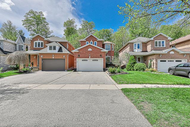 402 Carruthers Ave, House detached with 3 bedrooms, 3 bathrooms and 4 parking in Newmarket ON | Image 23