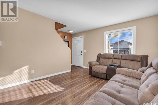 715 Lamarsh Lane, House detached with 3 bedrooms, 3 bathrooms and null parking in Saskatoon SK | Image 6