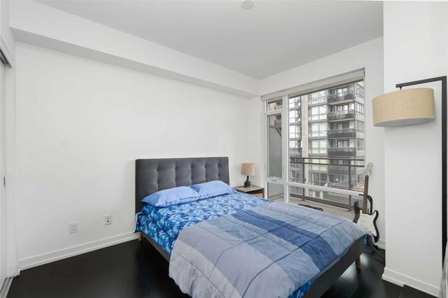 1208 - 21 Widmer St, Condo with 1 bedrooms, 1 bathrooms and 0 parking in Toronto ON | Image 4