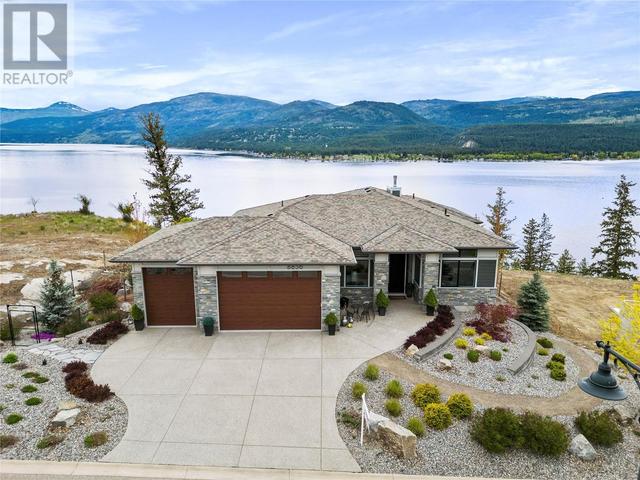 8856 Somerset Pl, House detached with 3 bedrooms, 2 bathrooms and 3 parking in Vernon BC | Image 1
