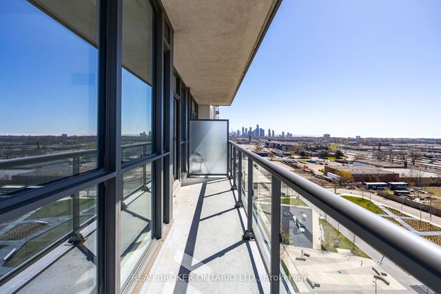 1006 - 15 Zorra St, Condo with 1 bedrooms, 1 bathrooms and 1 parking in Toronto ON | Image 13