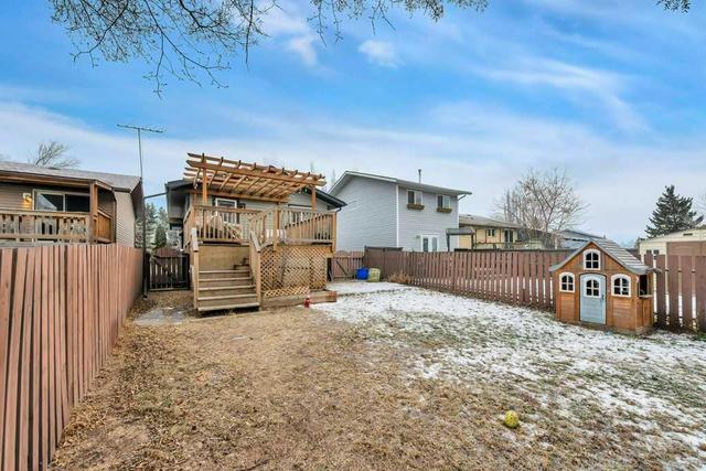 4 Heritage Drive, House detached with 3 bedrooms, 2 bathrooms and 2 parking in Lacombe AB | Image 32