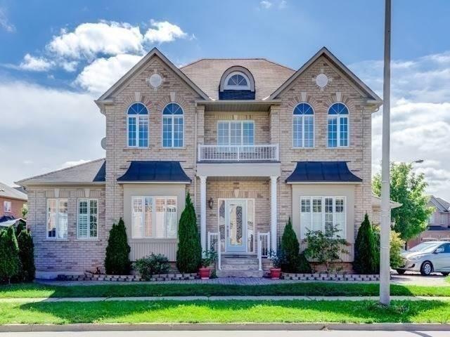 142 Planter Cres, House detached with 4 bedrooms, 5 bathrooms and 2 parking in Vaughan ON | Image 1