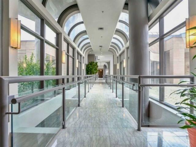 802 - 1 Hickory Tree Rd, Condo with 2 bedrooms, 2 bathrooms and 1 parking in Toronto ON | Image 10