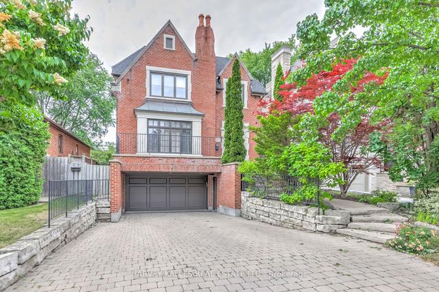 523 Douglas Ave, House detached with 4 bedrooms, 5 bathrooms and 6 parking in Toronto ON | Image 1