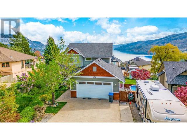 6095 Gummow Rd, House detached with 6 bedrooms, 4 bathrooms and 10 parking in Peachland BC | Image 1