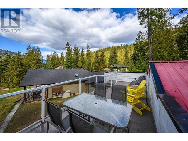 9039 Hummingbird Drive, House detached with 2 bedrooms, 2 bathrooms and 6 parking in Columbia Shuswap E BC | Image 53