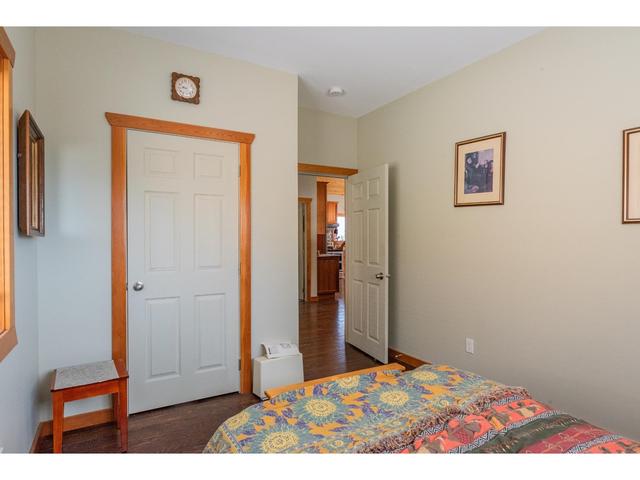 3558 Sprague St, House detached with 3 bedrooms, 4 bathrooms and null parking in Central Kootenay D BC | Image 63