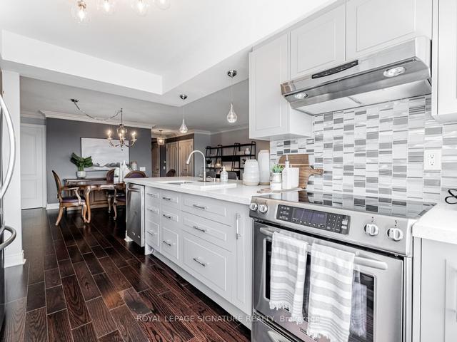 505 - 2 Clairtrell Rd, Condo with 2 bedrooms, 2 bathrooms and 1 parking in Toronto ON | Image 10
