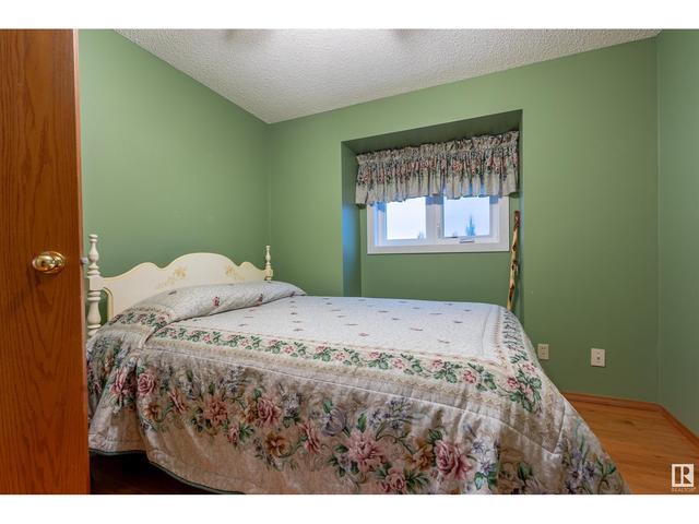 25 Rivard Cr, House detached with 6 bedrooms, 2 bathrooms and 4 parking in Beaumont AB | Image 16