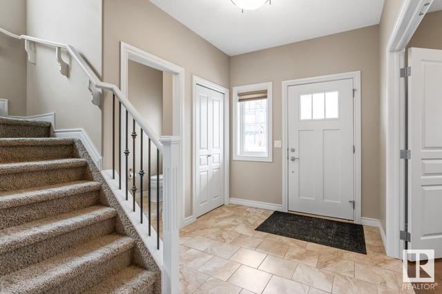 5612 Juchli Ave Nw, House detached with 3 bedrooms, 2 bathrooms and 2 parking in Edmonton AB | Image 5