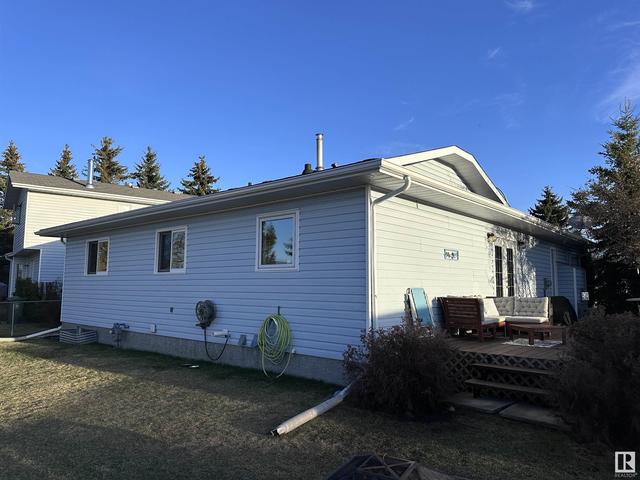 11047 105 St, House detached with 4 bedrooms, 2 bathrooms and 4 parking in Westlock AB | Image 22