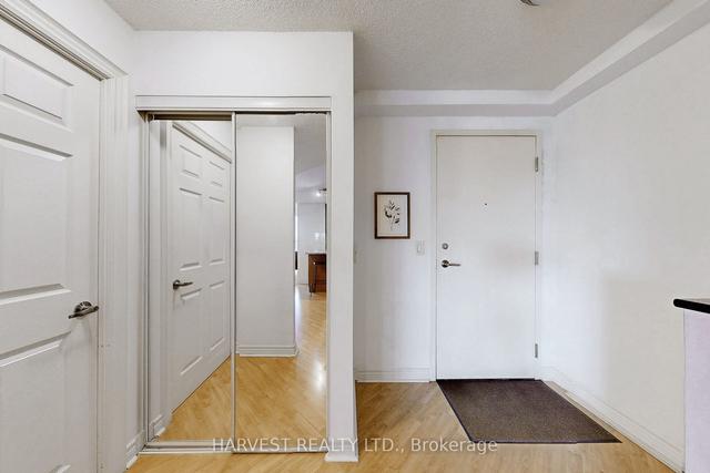 1228 - 33 Cox Blvd, Condo with 2 bedrooms, 2 bathrooms and 1 parking in Markham ON | Image 4