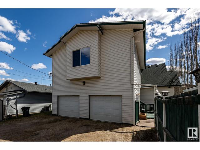 4805 52 Ave, House detached with 4 bedrooms, 3 bathrooms and null parking in Stony Plain AB | Image 62