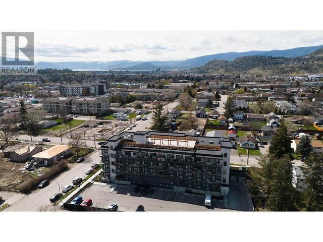 210 - 345 Dougall Rd N, Condo with 0 bedrooms, 1 bathrooms and null parking in Kelowna BC | Image 17