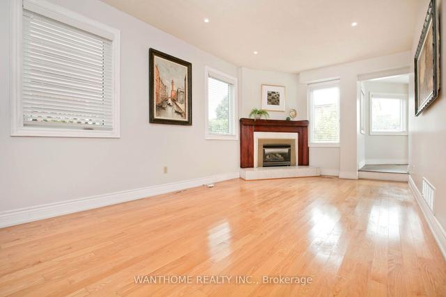 238 Larkin Ave, House detached with 4 bedrooms, 3 bathrooms and 4 parking in Markham ON | Image 4