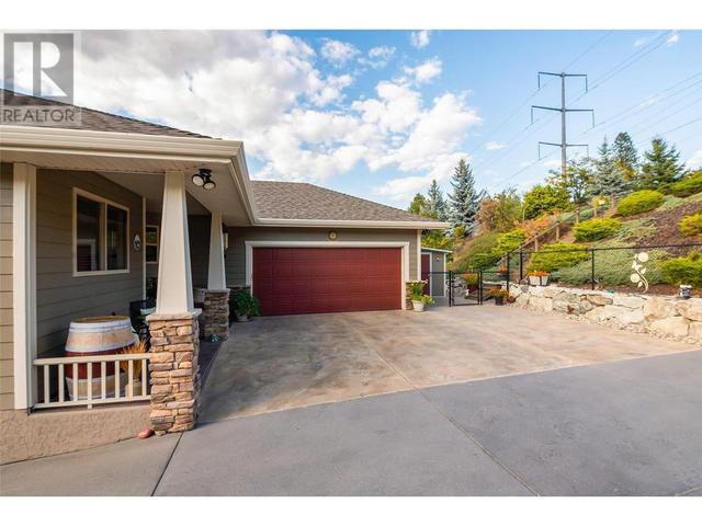 3429 Camelback Dr, House detached with 3 bedrooms, 2 bathrooms and 2 parking in Central Okanagan BC | Image 52