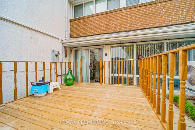 92 - 2901 Jane St, Townhouse with 3 bedrooms, 2 bathrooms and 1 parking in Toronto ON | Image 33