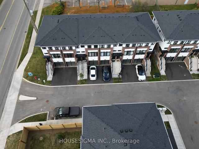 1 - 527 Shaver Rd, Townhouse with 3 bedrooms, 3 bathrooms and 2 parking in Hamilton ON | Image 30
