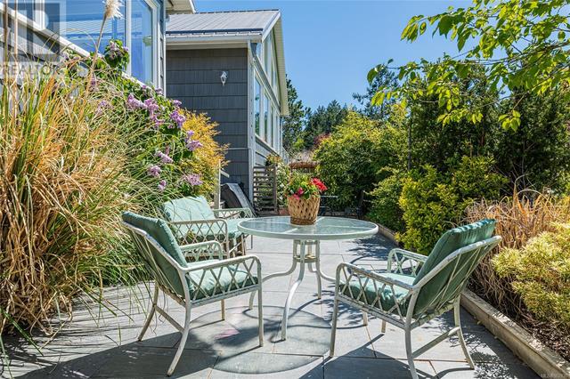 116 Fruitvale Rd, House detached with 3 bedrooms, 3 bathrooms and 4 parking in Saltspring Island BC | Image 40