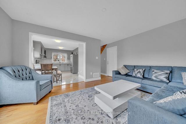 37 Millcar Dr, House detached with 4 bedrooms, 4 bathrooms and 6 parking in Toronto ON | Image 8