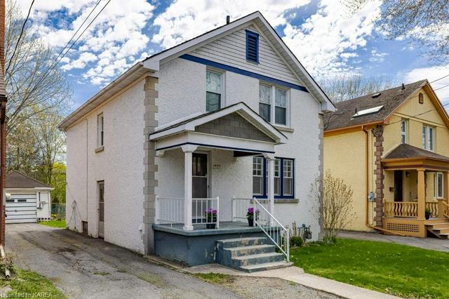 301 Victoria St, House detached with 3 bedrooms, 1 bathrooms and 4 parking in Kingston ON | Image 23